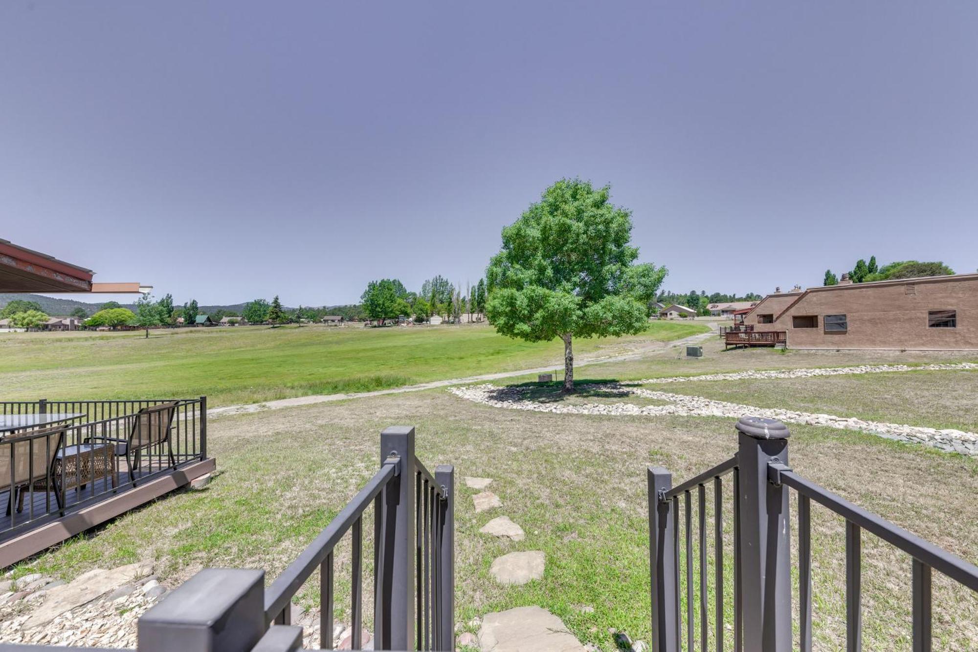 Ruidoso Golf Condo - Patio, Fire Pit And Mtn View! Екстер'єр фото